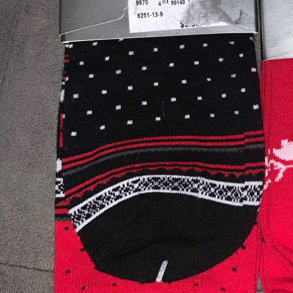Point Zero Adult Socks - Picture 2 of 3